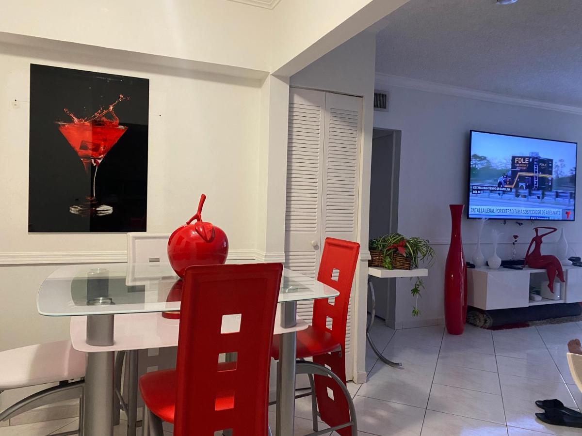 Beautiful House 7 Min From Miami Airport W Free Parking Apartment ภายนอก รูปภาพ