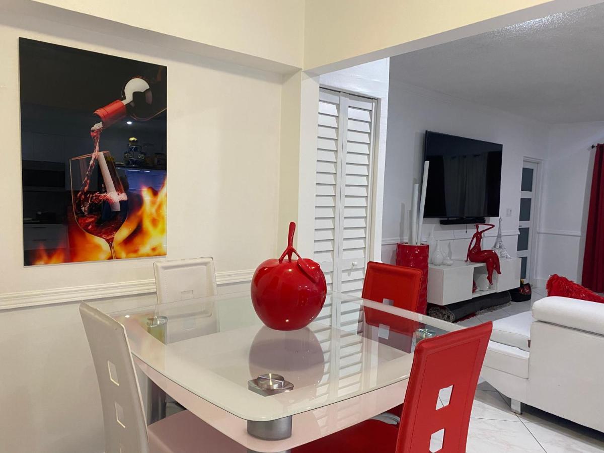 Beautiful House 7 Min From Miami Airport W Free Parking Apartment ภายนอก รูปภาพ