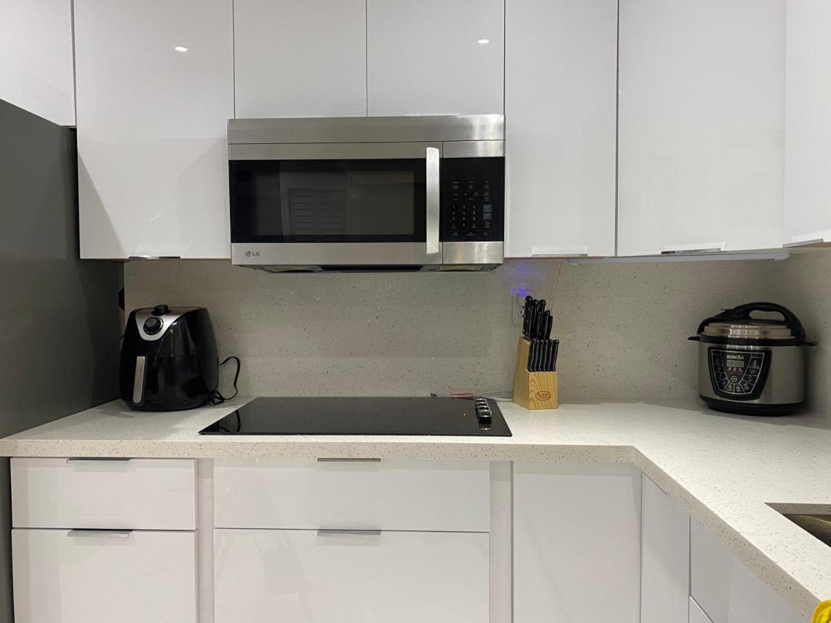Beautiful House 7 Min From Miami Airport W Free Parking Apartment ภายนอก รูปภาพ